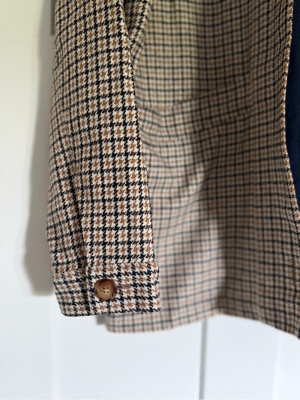 Sezane Women's Will Jacket- Houndstooth
Jacket with Corduroy Collar, Size M - Picture 5 of 5